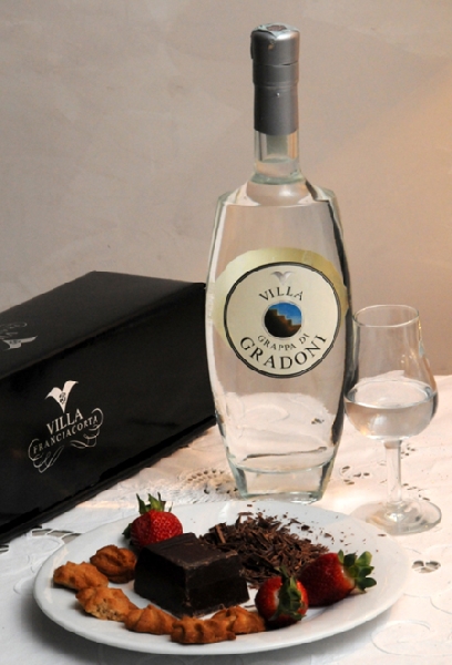 Villa Franciacorta presenta la Grappa di Gradoni