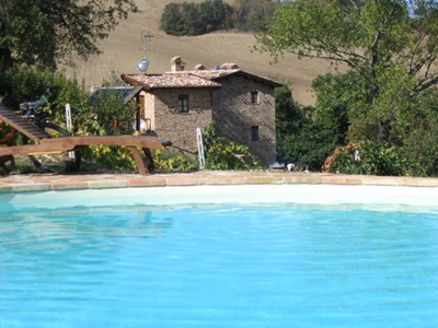 Agriturismi, tre anni di proroga per adeguamento piscine