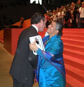 Vandana Shiva, nella libertà dei semi il futuro del pianeta