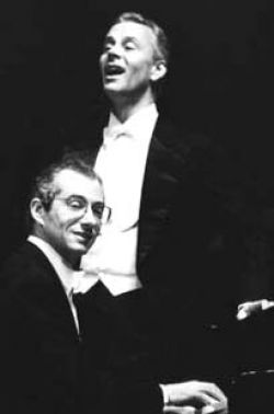 I prodotti senesi sposano il teatro di Paolo Poli
