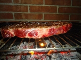 Carne, pesce, latte e uova essenziali per una dieta equilibrata. Lo conferma la scienza alimentare