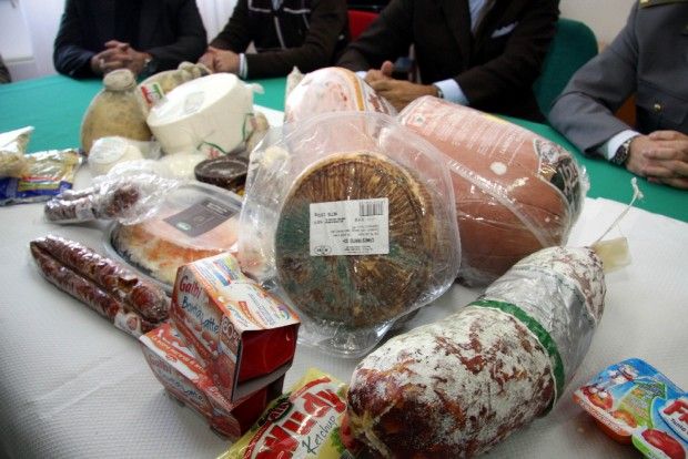 “Pasqua sicura”, i Nac sequestrano oltre 7mila kg di alimenti