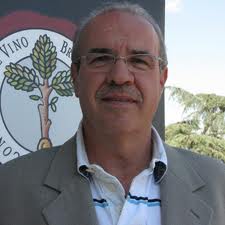 Brunello nelle fogne: il Consorzio querela Gianfranco Soldera dopo presunta ‘proposta indecente’