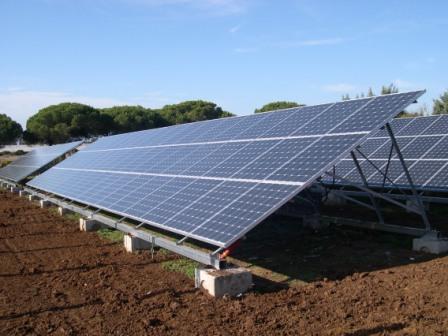 Fotovoltaico, obbligo di accatastamento per impianti a terra