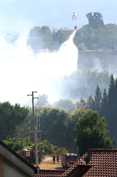 Prevenzione contro gli incendi. Solo un Comune su due applica il catasto
