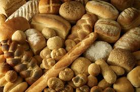 Pane, lievitano i costi e il consumo crolla