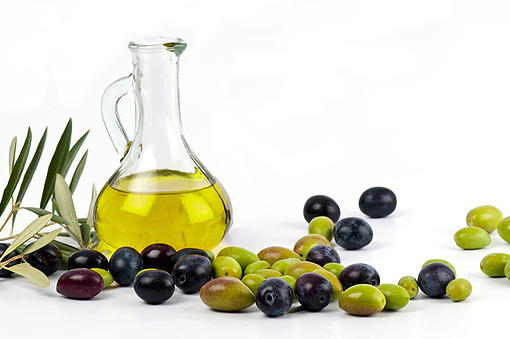 Olio, import a +18% nel 2013. Norme antitruffa in arrivo