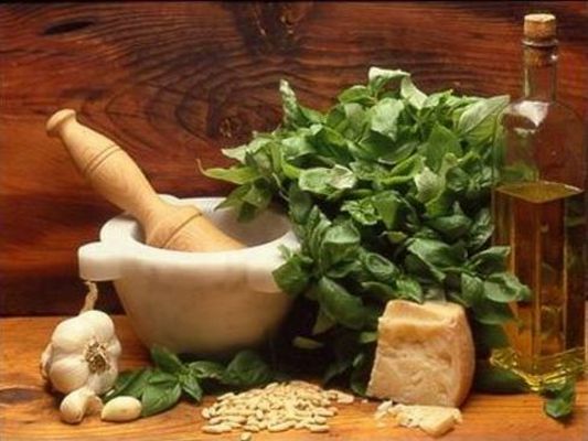 Pesto genovese, la Liguria chiede la certificazione Ue