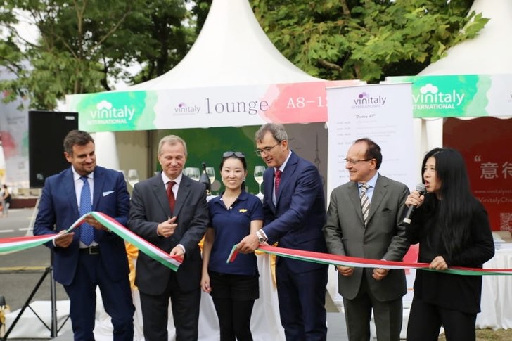 Vinitaly International conquista i wine & food lover cinesi
