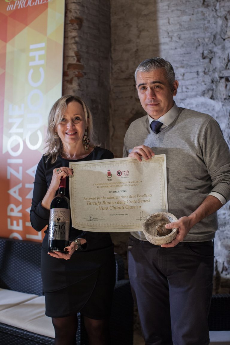 Tartufo bianco e Chianti Classico. Sancito il matrimonio nelle Crete Senesi