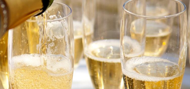 L’Italia  tiene botta. Vino, export in linea coi competitor ma sparkling sotto media