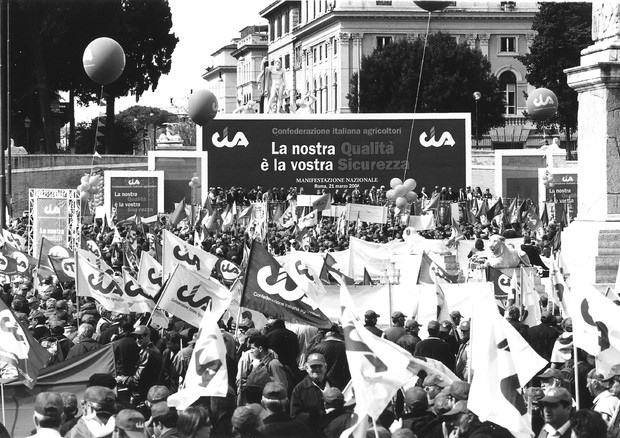 Cia celebra i suoi prima 40 anni. Festa a Roma con gli agricoltori e i ministri Martina e Poletti