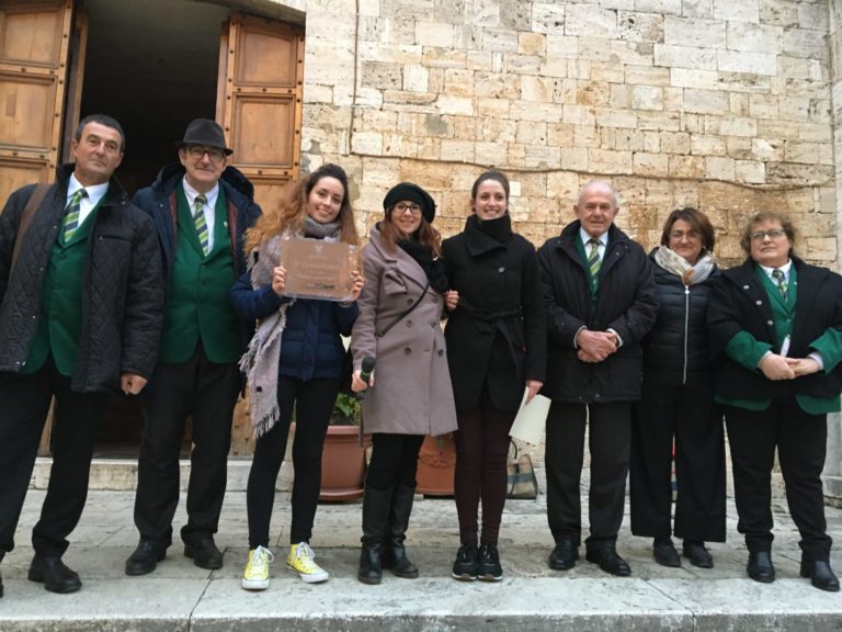 Festa del’Olio. L’extravergine di Tenuta Sanoner incoronato in Val d’Orcia