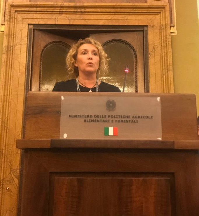 Crisi olio e xylella. Il sottosegretario Pesce incontra la filiera ad Enoliexpo, a Bari il 23 febbraio
