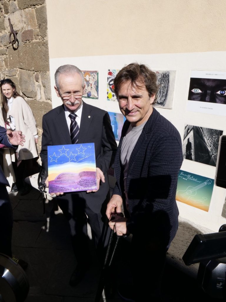 Benvenuto Brunello celebra Alex Zanardi. Firma la piastrella della vendemmia a 4 stelle del 2018