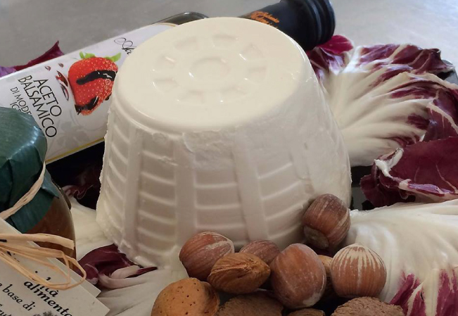 Ricotta di Bufala campana Dop alimento anti caldo. Grazie a siero proteine