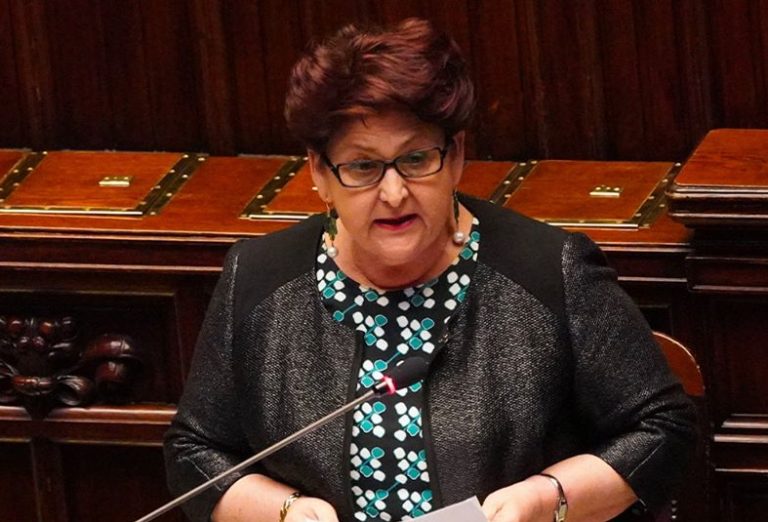 Etichettature nutrizionali. E’ spaccatura, la Ministra Bellanova: Impossibile proseguire nei negoziati europei