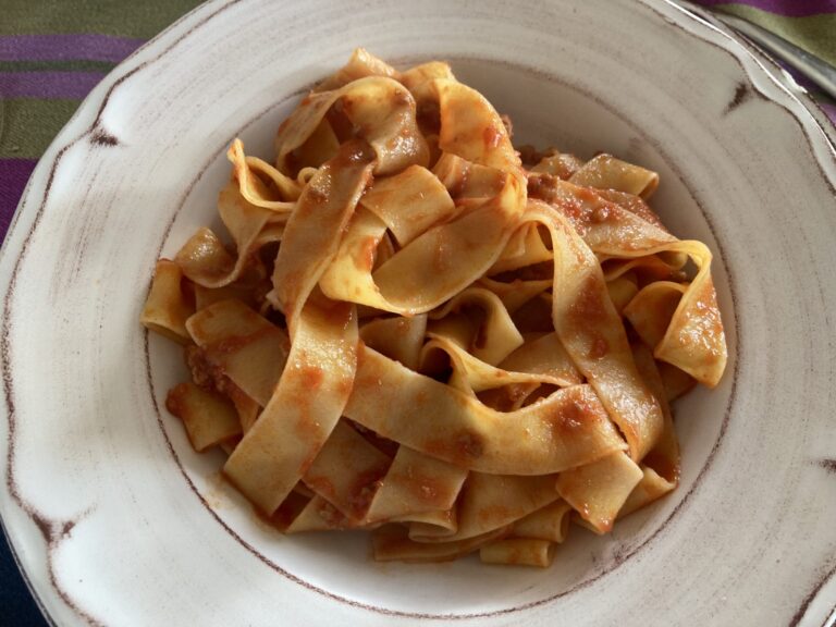 World Pasta Day. Come cambiano i consumi degli italiani con il lockdown. Il 28% ha mangiato più pasta