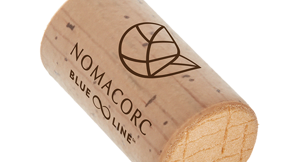 Vino. Vinventions presenta Nomacorc Blue Line, il primo tappo al mondo realizzato con plastica riciclata