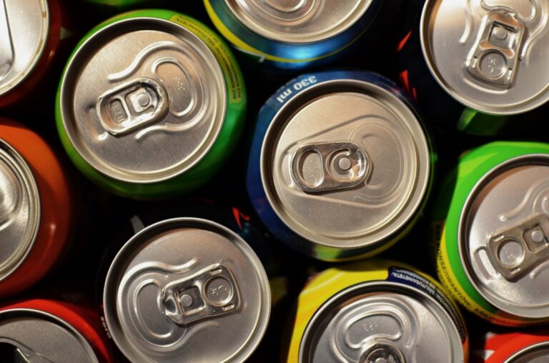 Estate senza bollicine. Manca la Co2: per l’industria delle bevande analcoliche in Italia, a rischio la stagione estiva
