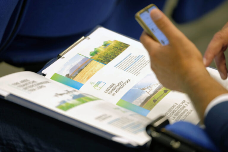 Fieragricola Tech. Si accendono i riflettori sulle energie rinnovabili. Scognamiglio: «Aias verso un marchio di qualità per agrivoltaico sostenibile»
