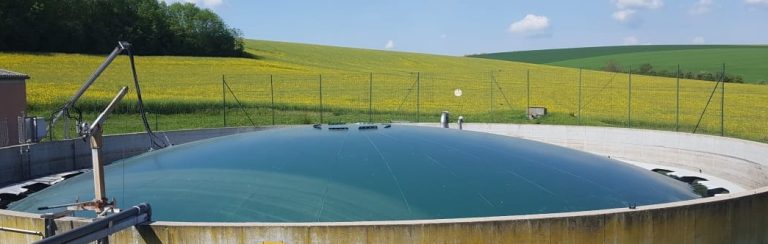 Il telone NENUFAR trasforma le vasche di stoccaggio dei reflui zootecnici  in impianti di produzione di biogas