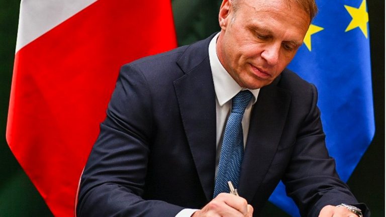 Imprese. Lollobrigida: investire in agricoltura per difendere interessi dell’Italia