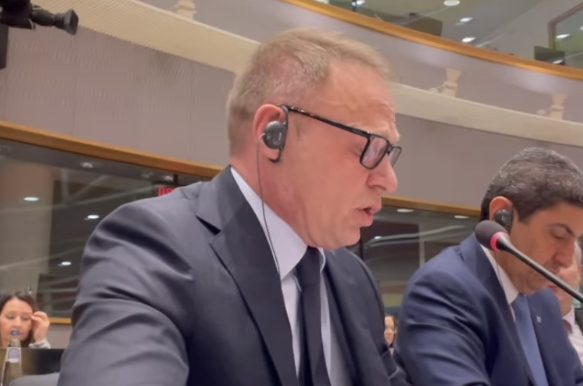 Lollobrigida a Bruxelles: PAC va profondamente rivista e drasticamente modificata con gli agricoltori, non contro
