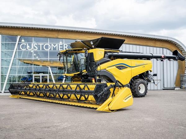 Nuove mietitrebbie di punta CR11 e CR10: così New Holland investe in tecnologia