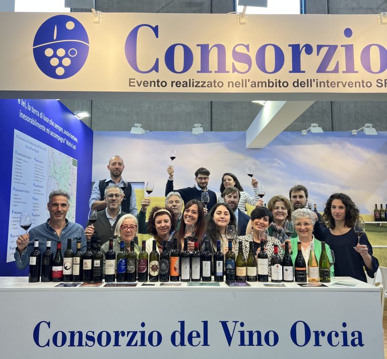 Orcia Doc, il vino della Val d’Orcia in vetrina al Vinitaly puntando su qualità e territorio