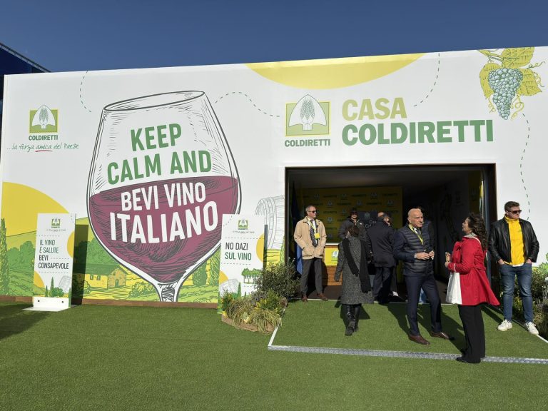 Vinitaly, Coldiretti: Nel bicchiere vince biodiversità, vini autoctoni al top incremento vendite
