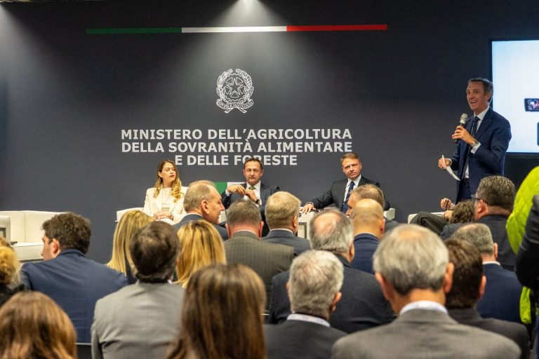 Vinitaly, Hansen: Vino al bivio. Entro autunno approvazione pacchetto promozione UE