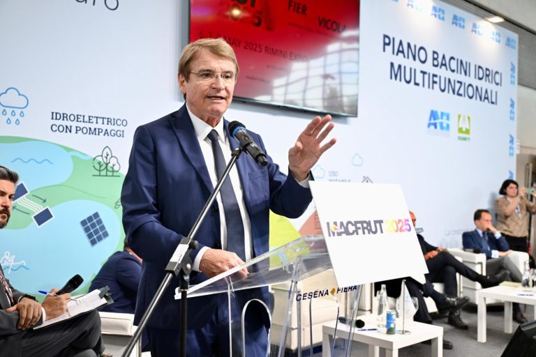 Macfrut, Piraccini: Modello ortofrutta da ripensare, serve azione strutturale e non mettere toppe a emergenza. Europa incentivi l’export