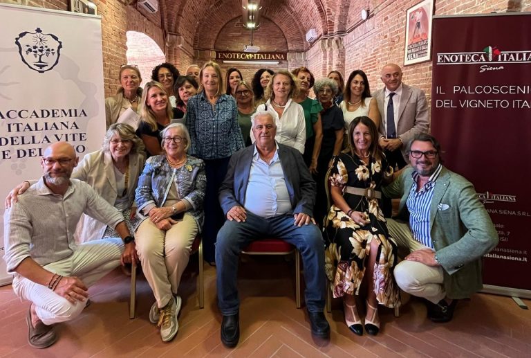 Bianco autoctono: ecco la nuova sfida della Toscana del vino per stare al passo con il mercato