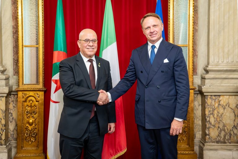 Italia e Algeria rafforzano la collaborazione in agricoltura. Lollobrigida incontra il Ministro algerino Cherfa